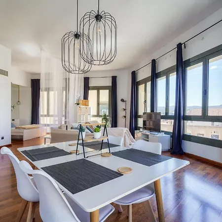 Espectacular Loft En Centrico Edificio Singular Apartment Manresa Exterior photo